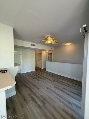 9050 West WARM SPRINGS Road 2112, Las Vegas, NV 89148