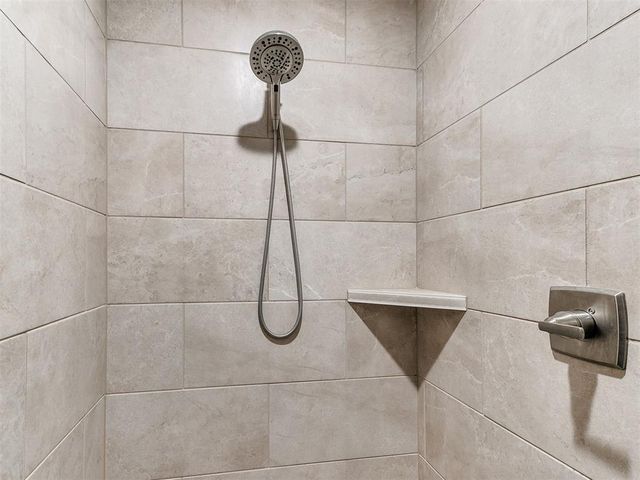 9316 NW 118th Street, Yukon, OK 73099