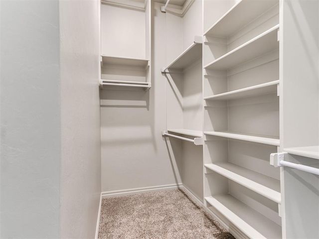 9316 NW 118th Street, Yukon, OK 73099