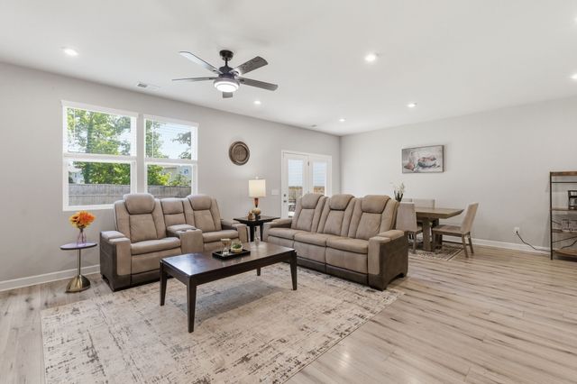 2116 Postings Pt, Antioch, TN 37013