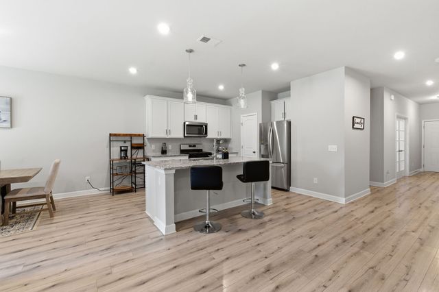 2116 Postings Pt, Antioch, TN 37013
