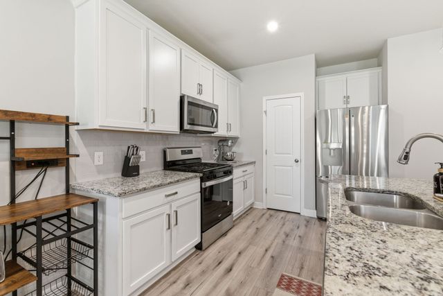 2116 Postings Pt, Antioch, TN 37013