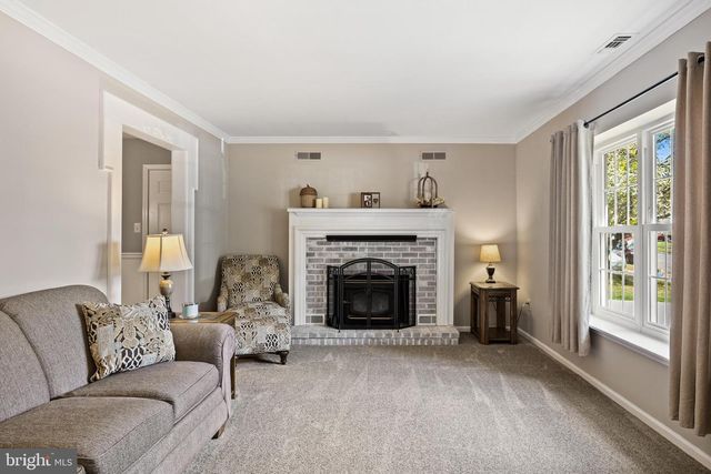 17 DEVONSHIRE DR, Westampton, NJ 08060