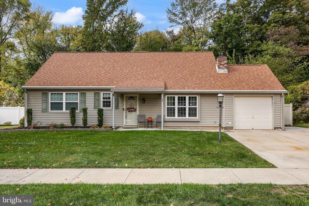 17 DEVONSHIRE DR, Westampton, NJ 08060