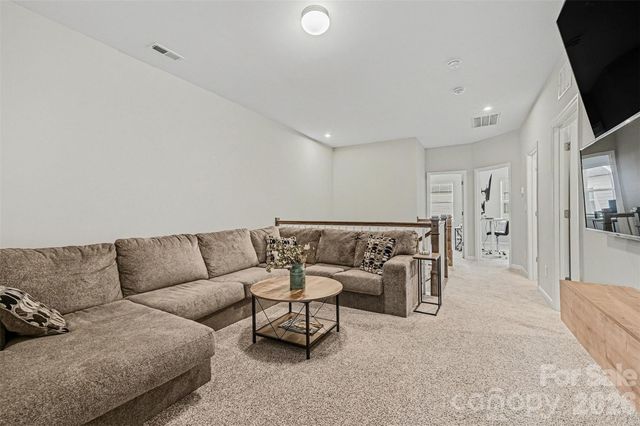 811 Redd Alley, Charlotte, NC 28217