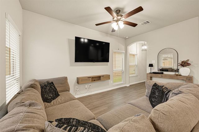 6520 Gillock Meadow Lane, Houston, TX 77048