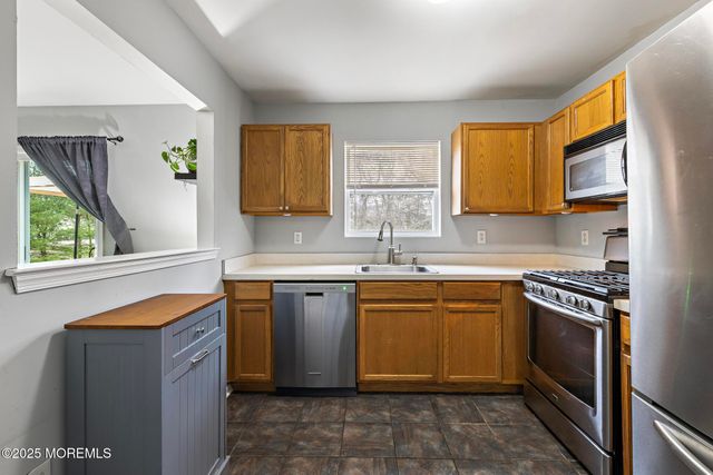 87 Vincent Court, Little Egg Harbor, NJ 08087