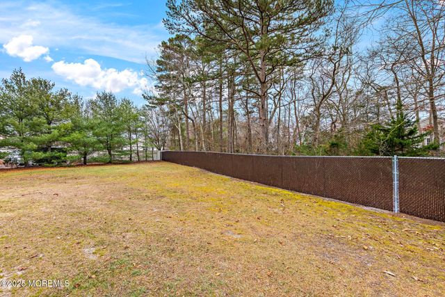 87 Vincent Court, Little Egg Harbor, NJ 08087