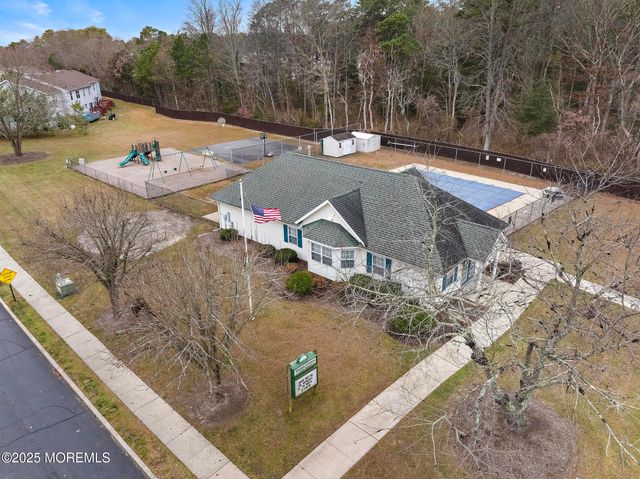 87 Vincent Court, Little Egg Harbor, NJ 08087