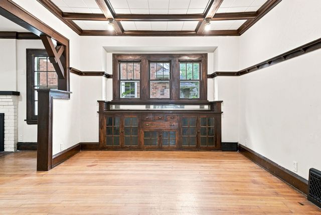 3237 Sheridan Avenue N, Minneapolis, MN 55412