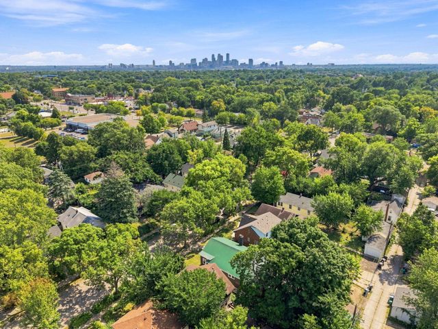 3237 Sheridan Avenue N, Minneapolis, MN 55412
