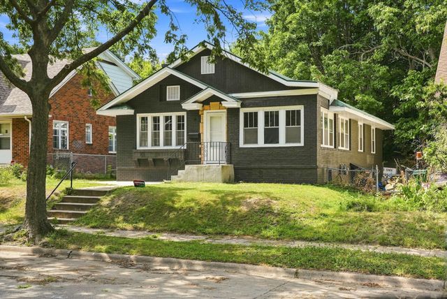 3237 Sheridan Avenue N, Minneapolis, MN 55412