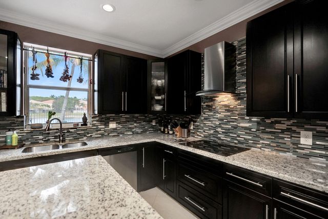 8976 Biddle Court, Wellington, FL 33414