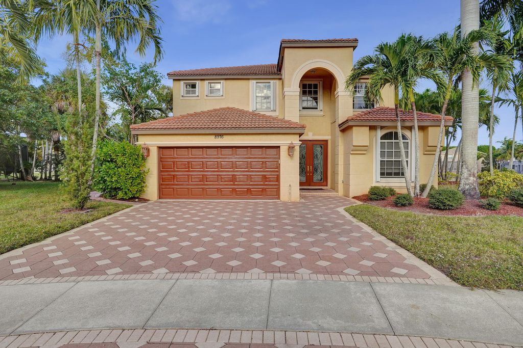 8976 Biddle Court, Wellington, FL 33414