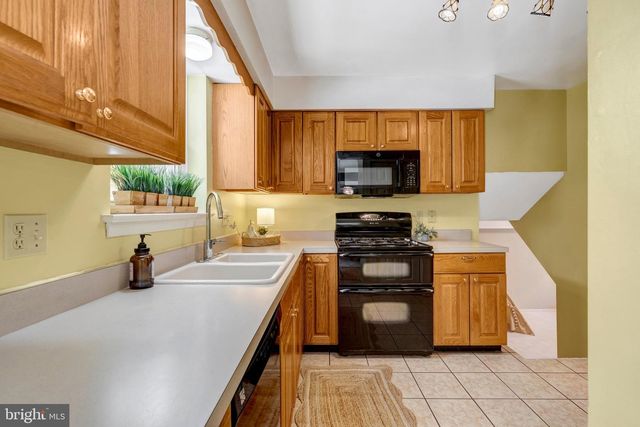 7618 HIGHLAND ST, Springfield, VA 22150