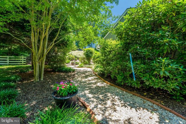 7618 HIGHLAND ST, Springfield, VA 22150