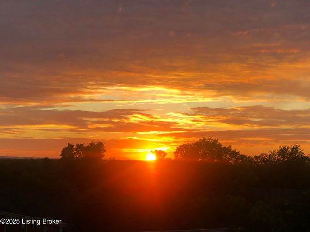 3030 Breckenridge Ln APT 536, Louisville, KY 40220