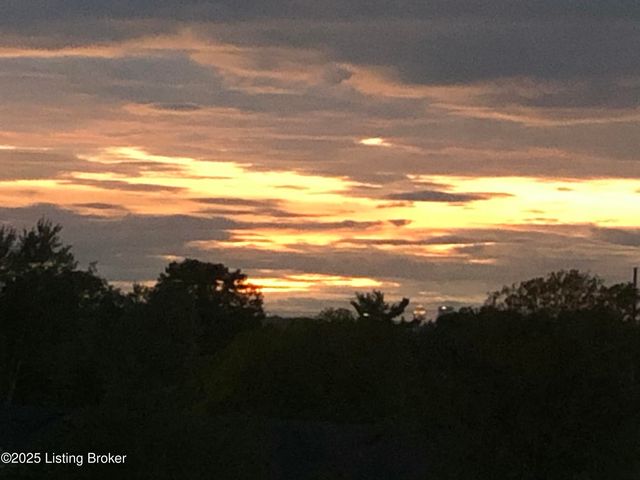 3030 Breckenridge Ln APT 536, Louisville, KY 40220