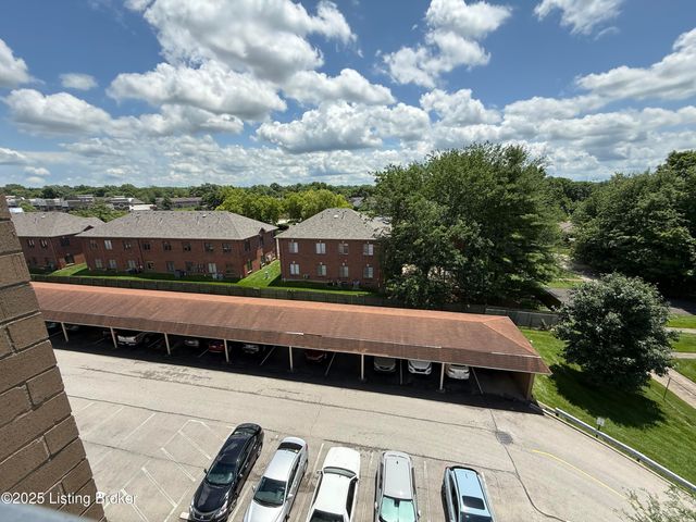 3030 Breckenridge Ln APT 536, Louisville, KY 40220
