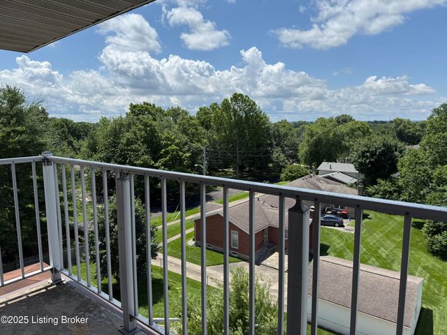 3030 Breckenridge Ln APT 536, Louisville, KY 40220