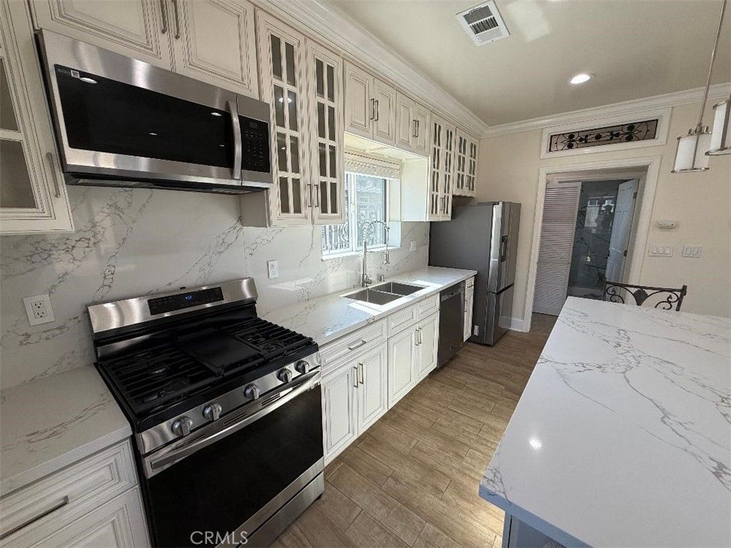 3843 Weston Pl A, Long Beach, CA 90807