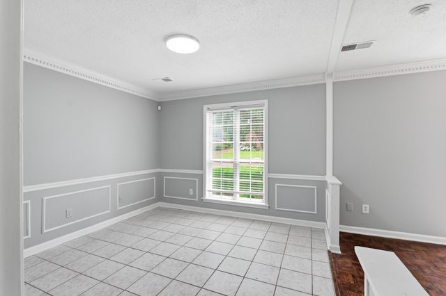 8074 S REGIS PL, Memphis, TN 38018