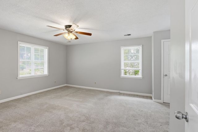 8074 S REGIS PL, Memphis, TN 38018
