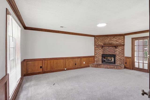 8074 S REGIS PL, Memphis, TN 38018