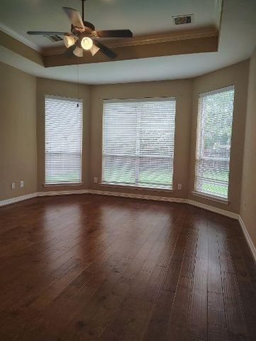 25211 Pineglen Terrace Drive, Spring, TX 77389