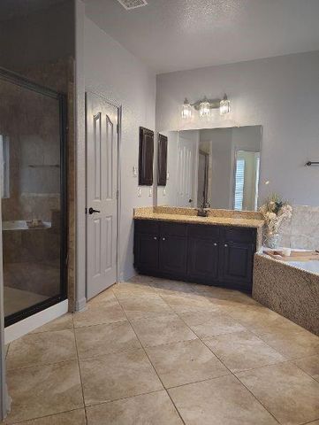 25211 Pineglen Terrace Drive, Spring, TX 77389