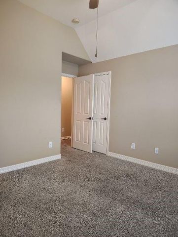 25211 Pineglen Terrace Drive, Spring, TX 77389