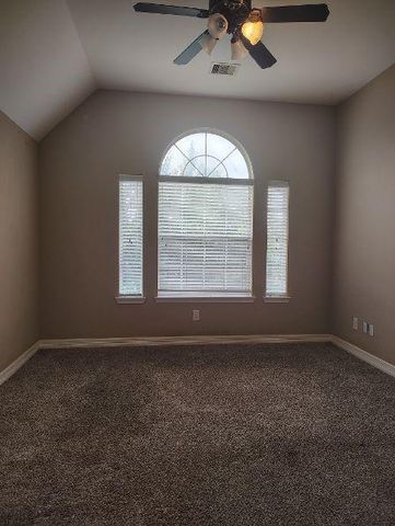 25211 Pineglen Terrace Drive, Spring, TX 77389