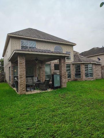25211 Pineglen Terrace Drive, Spring, TX 77389