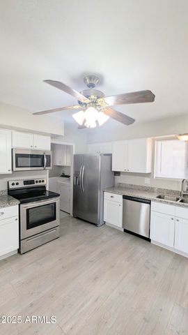 10510 W CAMDEN Avenue, Sun City, AZ 85351