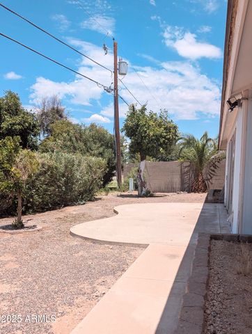 10510 W CAMDEN Avenue, Sun City, AZ 85351