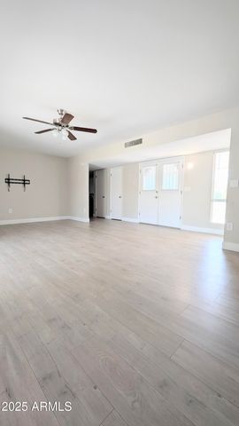 10510 W CAMDEN Avenue, Sun City, AZ 85351