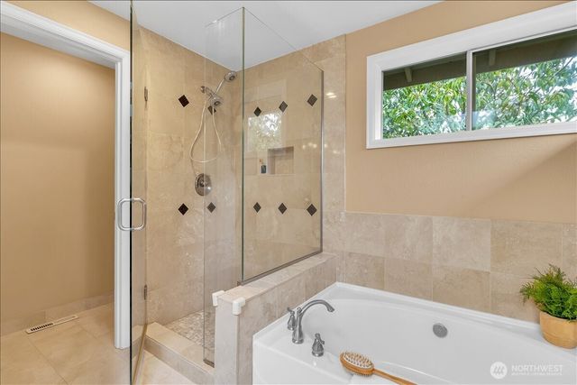 1644 233rd Place NE, Sammamish, WA 98074