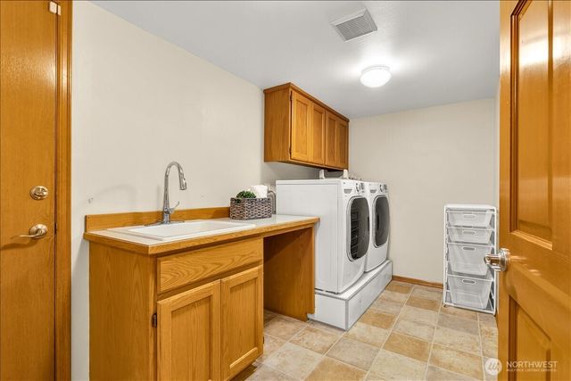 1644 233rd Place NE, Sammamish, WA 98074