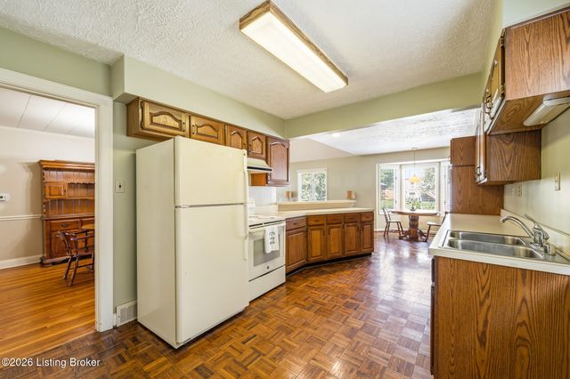 2021 Winston Ave, Louisville, KY 40205