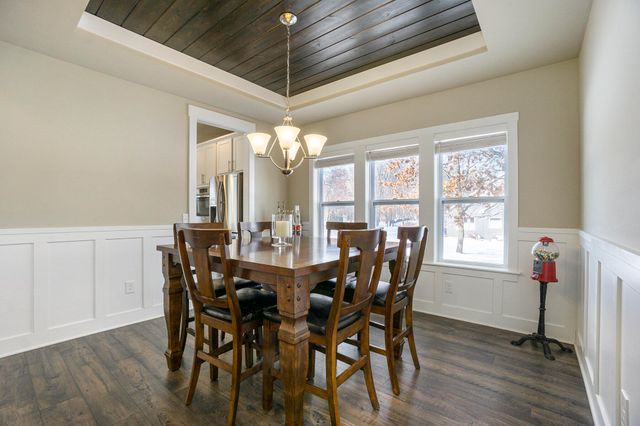 7656 Canyon Drive, Kalamazoo, MI 49009