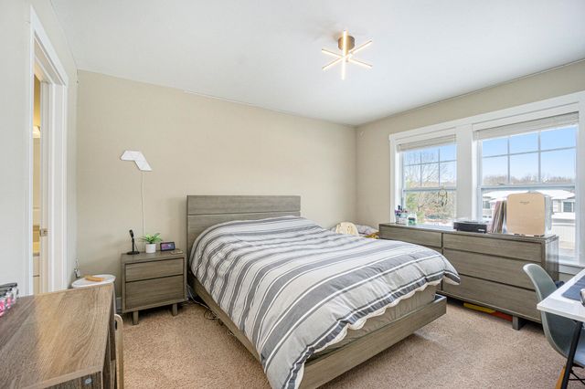 7656 Canyon Drive, Kalamazoo, MI 49009