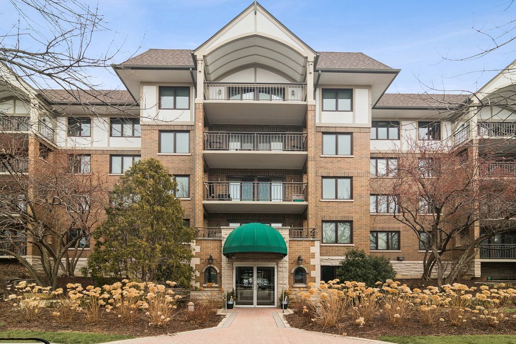 5 S Pine Street 506B, Mount Prospect, IL 60056