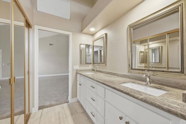 5081 Caesena Way, Oceanside, CA 92056