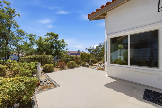5081 Caesena Way, Oceanside, CA 92056