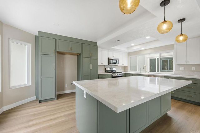 5081 Caesena Way, Oceanside, CA 92056