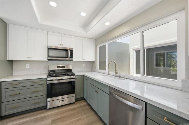 5081 Caesena Way, Oceanside, CA 92056