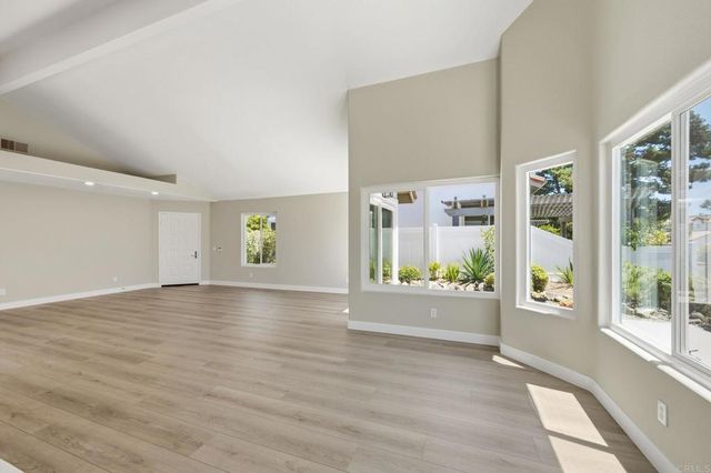 5081 Caesena Way, Oceanside, CA 92056