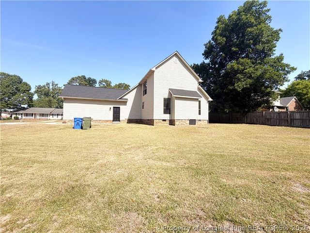 6391 Hawfield Drive, Fayetteville, NC 28303