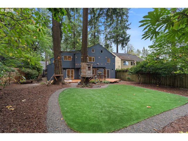 4264 HARVEY Way, Lake Oswego, OR 97035