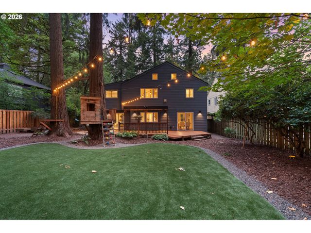 4264 HARVEY Way, Lake Oswego, OR 97035